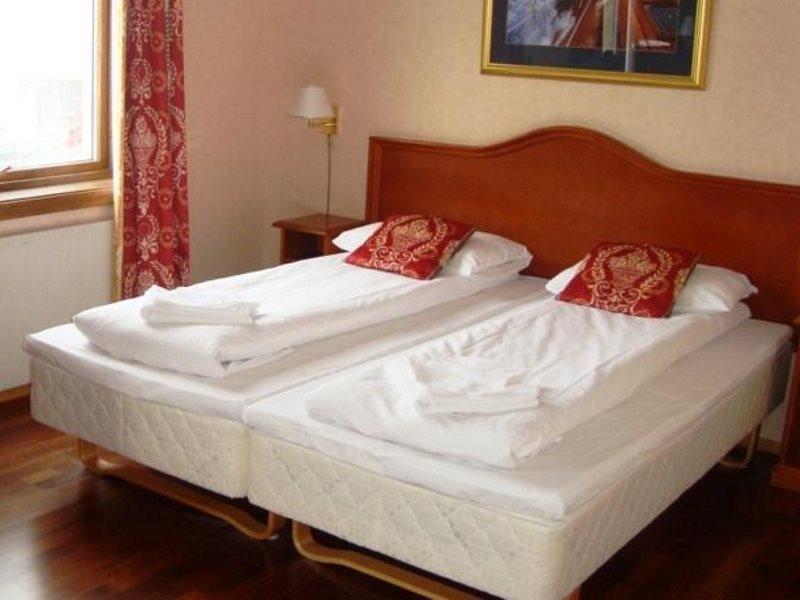 Hotel Aurora Свольвер Экстерьер фото